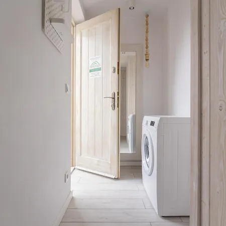 شقة Giewont View Apartamenty Z Widokiem - Butikowe & Sauna, Jacuzzi, Basen - Grunwaldzka Krupowki Centrum Zakopane By Rentilopl