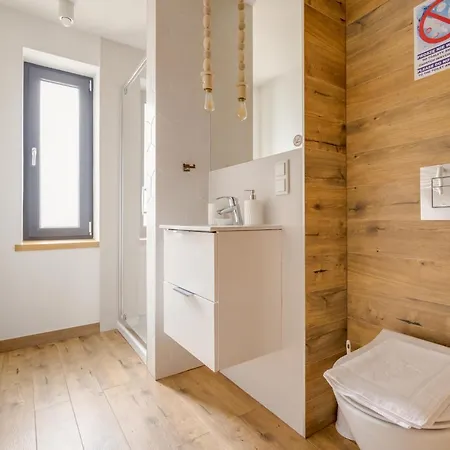 شقة Giewont View Apartamenty Z Widokiem - Butikowe & Sauna, Jacuzzi, Basen - Grunwaldzka Krupowki Centrum Zakopane By Rentilopl *