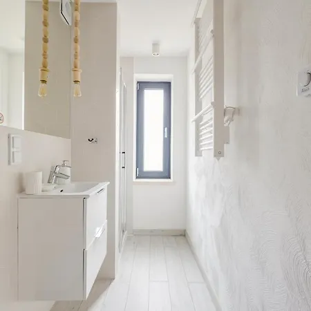 شقة Giewont View Apartamenty Z Widokiem - Butikowe & Sauna, Jacuzzi, Basen - Grunwaldzka Krupowki Centrum Zakopane By Rentilopl *