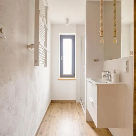 Giewont View Apartamenty Z Widokiem - Butikowe & Sauna, Jacuzzi, Basen - Grunwaldzka Krupowki Centrum Zakopane By Rentilopl شقة